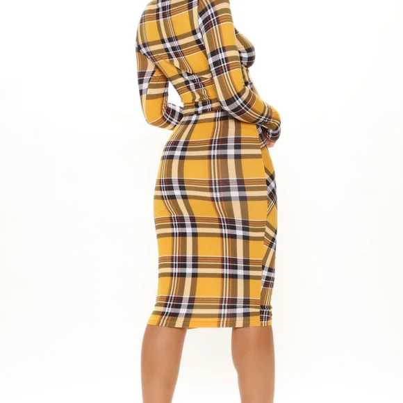 Plaid Skirt set - Picture 2 of 6